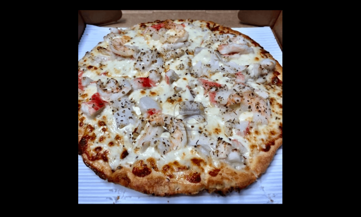 Seafood Pizza (Large 8-Cut)