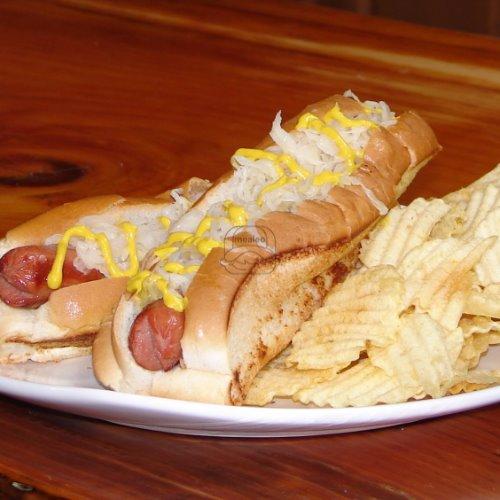 2 Hot Dogs with Kraut