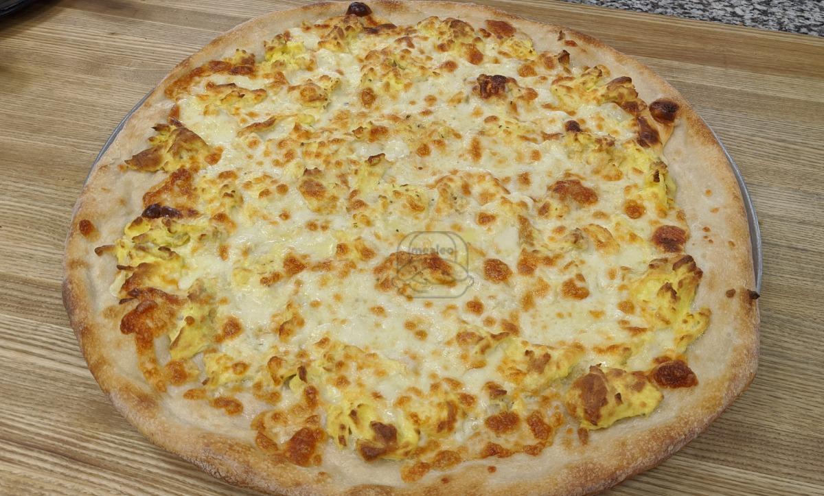 Breakfast Pizza - Large (18