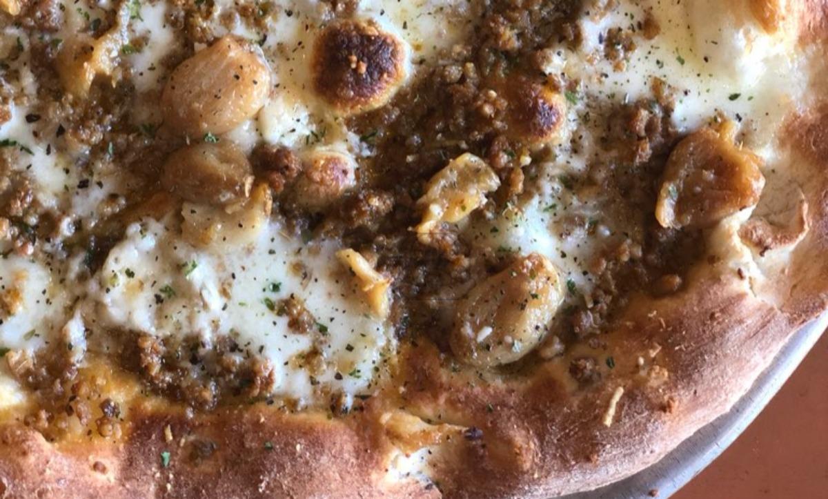 Roasted Tomato and Sausage Pizza (Small 12 inch)