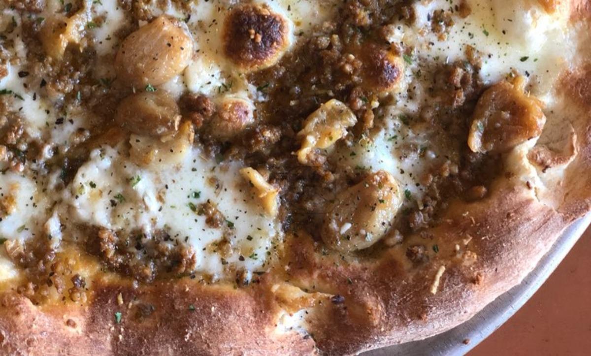 Roasted Tomato and Sausage Pizza (Large 16 inch)