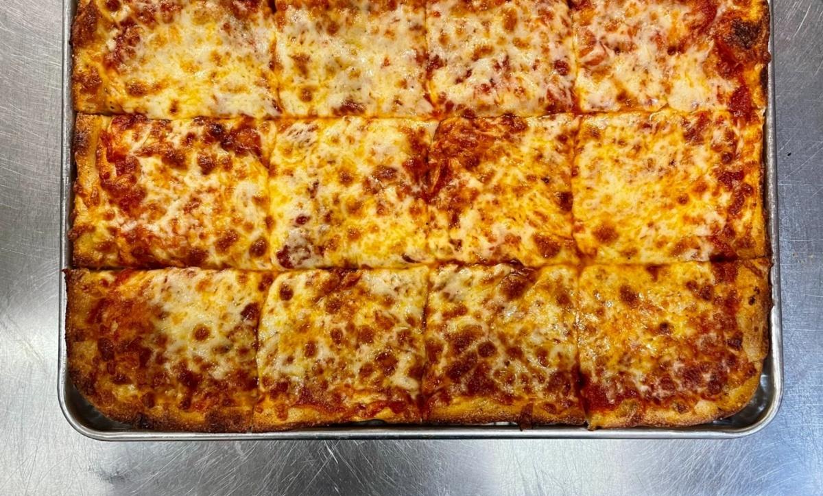 12 Cut Cheese Pizza