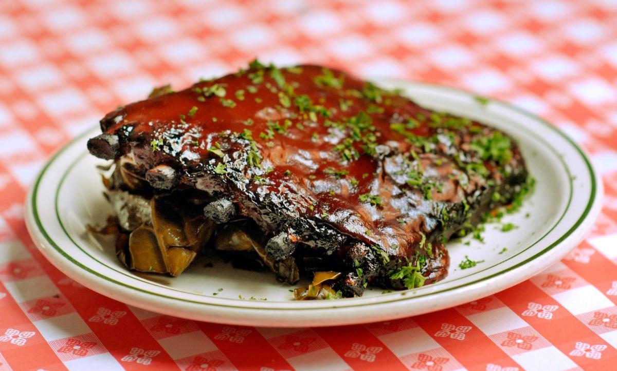 Slow Cooked BBQ Spare Ribs