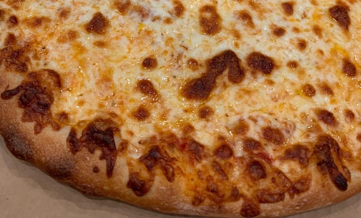 Medium Cheese Pizza (6 Cut)
