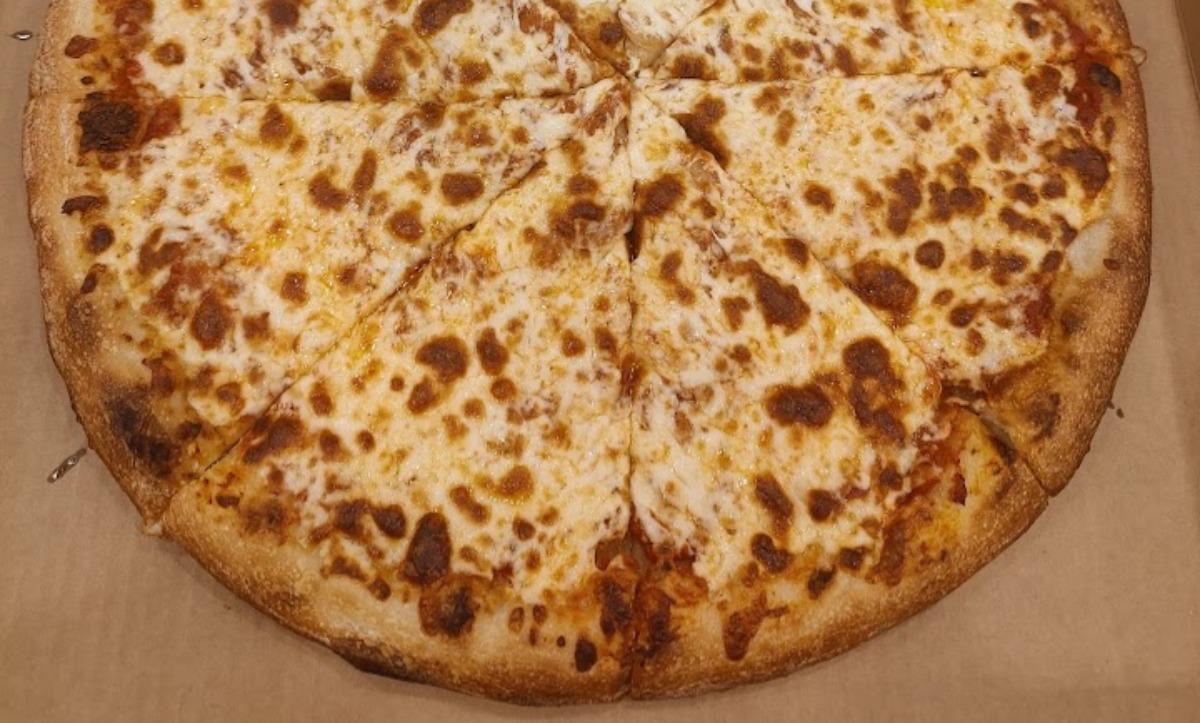 Large Cheese Pizza (8 Cut)