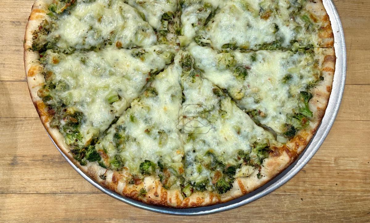 Chicago Style Broccoli Pizza