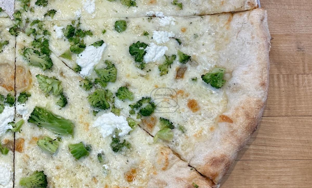 White Broccoli Pizza (Slice)