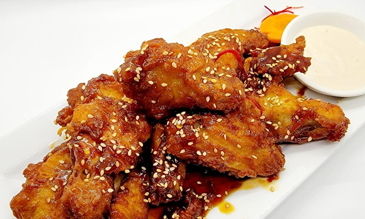 Nagoya Style Chicken Wings (10pc)