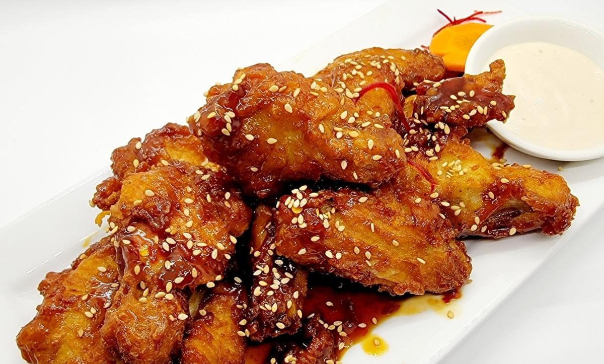 Nagoya Style Chicken Wings (10pc)