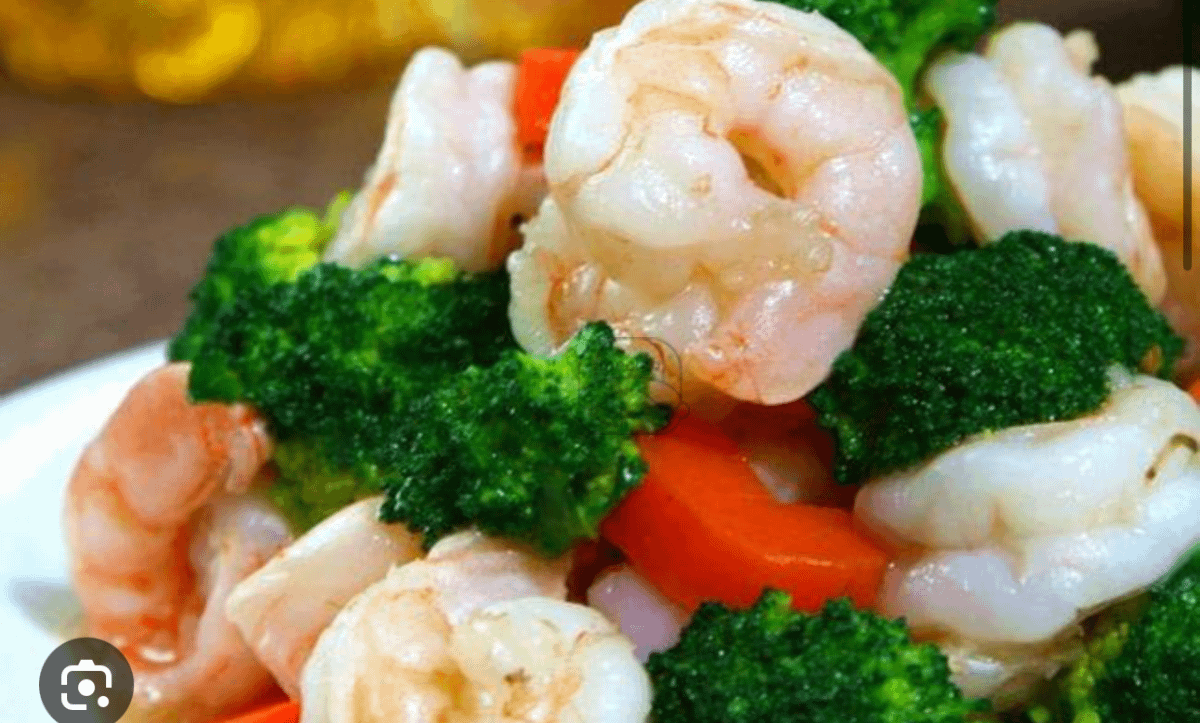 N14. Shrimp w. Broccoli