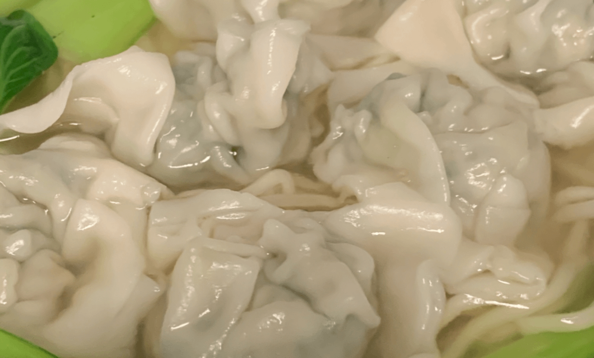 C6. Pork Wonton Noodle Soup
