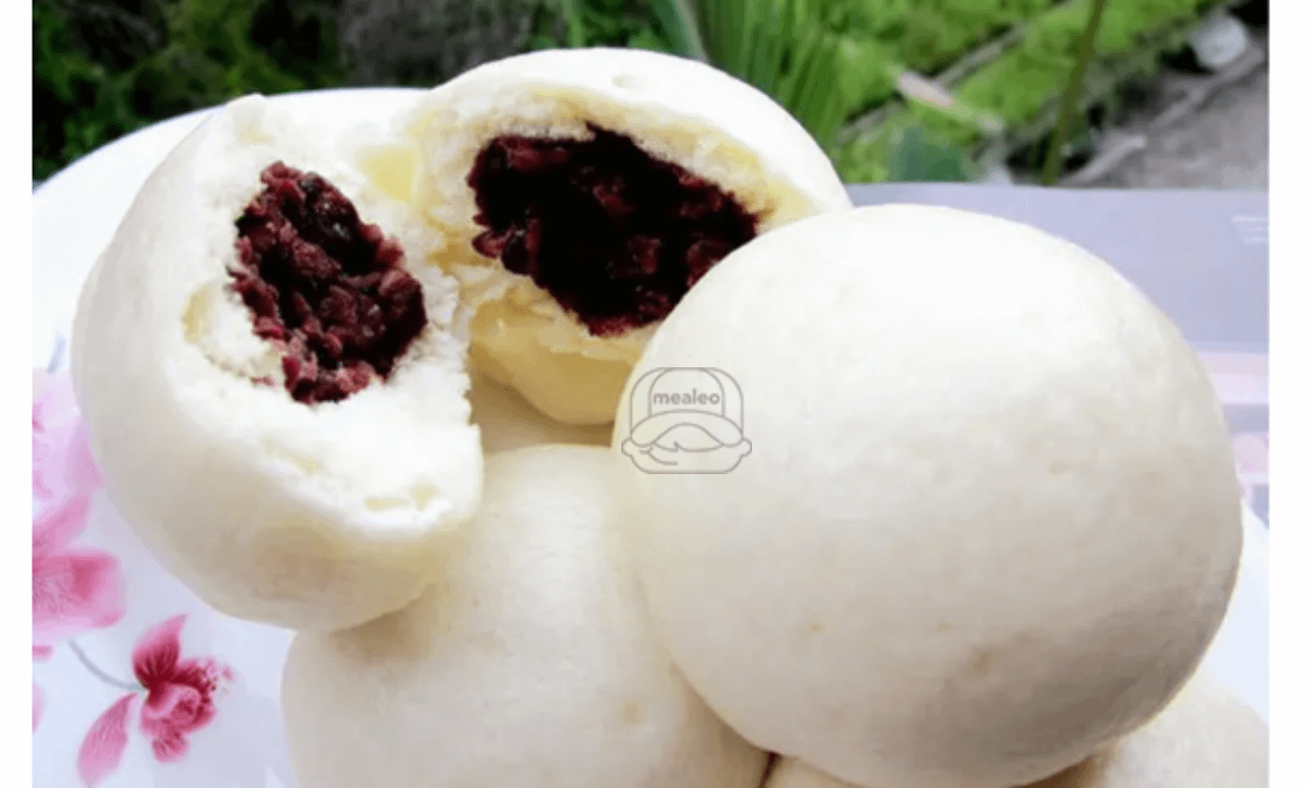 Steamed Sweet Red Bean Bun