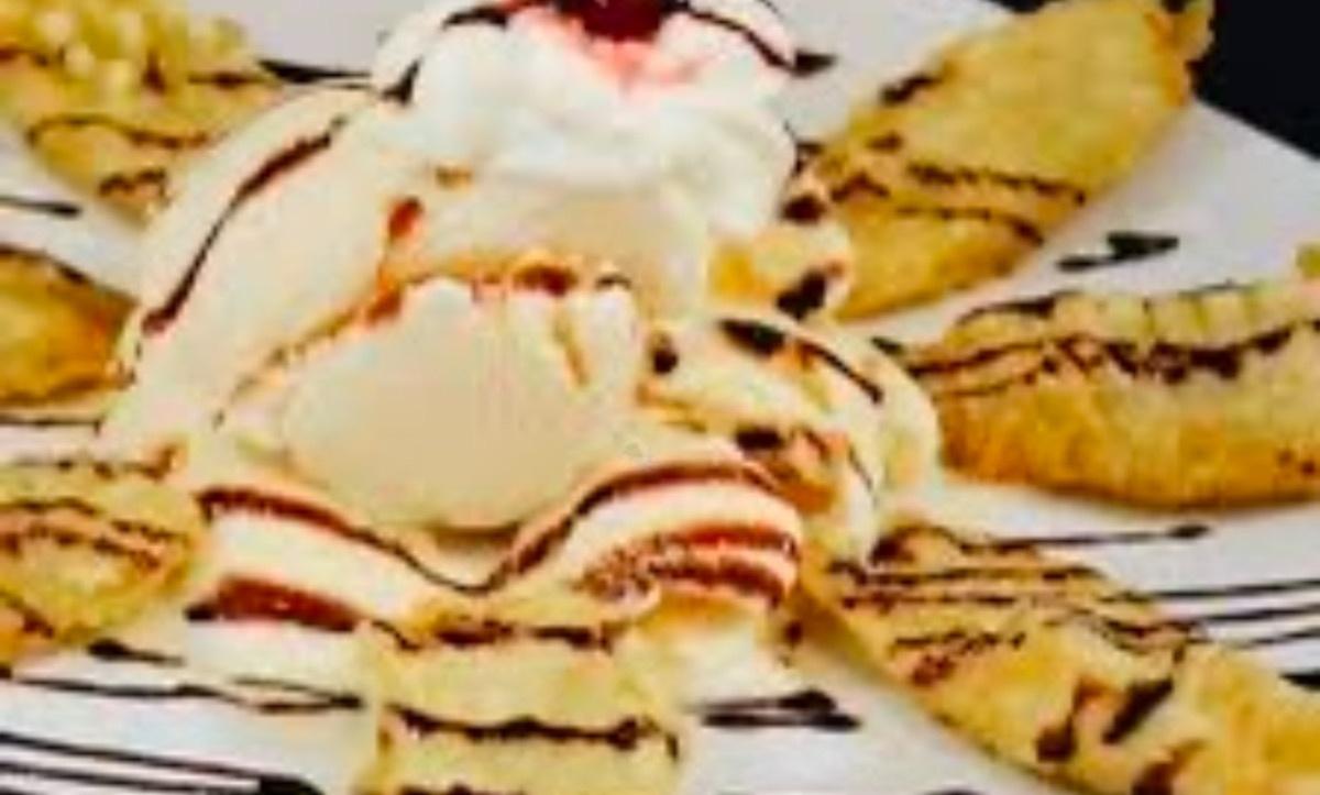 Tempura Banana w/ Ice Cream