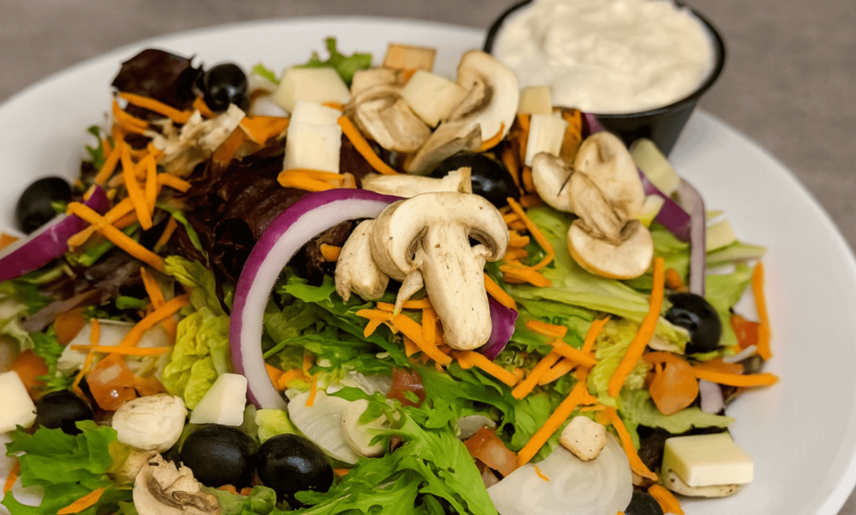 Grandma's Garden Salad