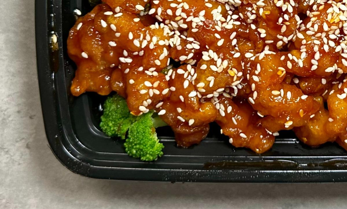 Sesame Chicken Lunch