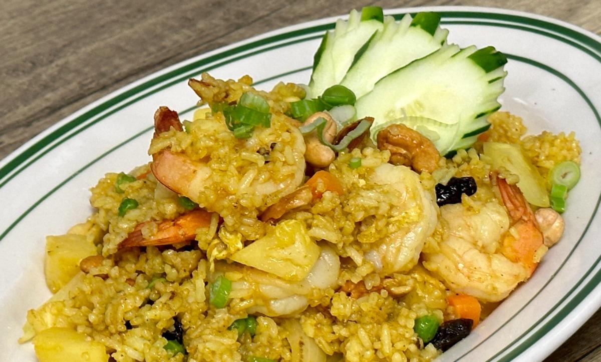 F2. Pineapple Fried Rice