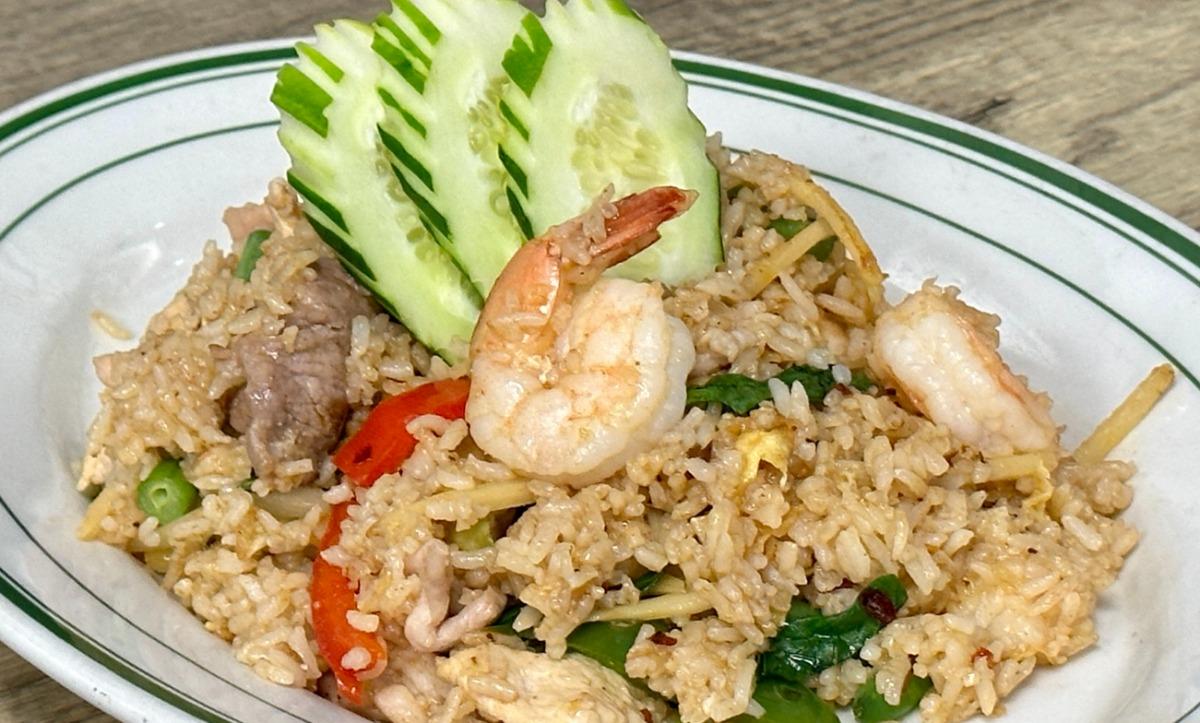 F3. Spicy Basil Fried Rice