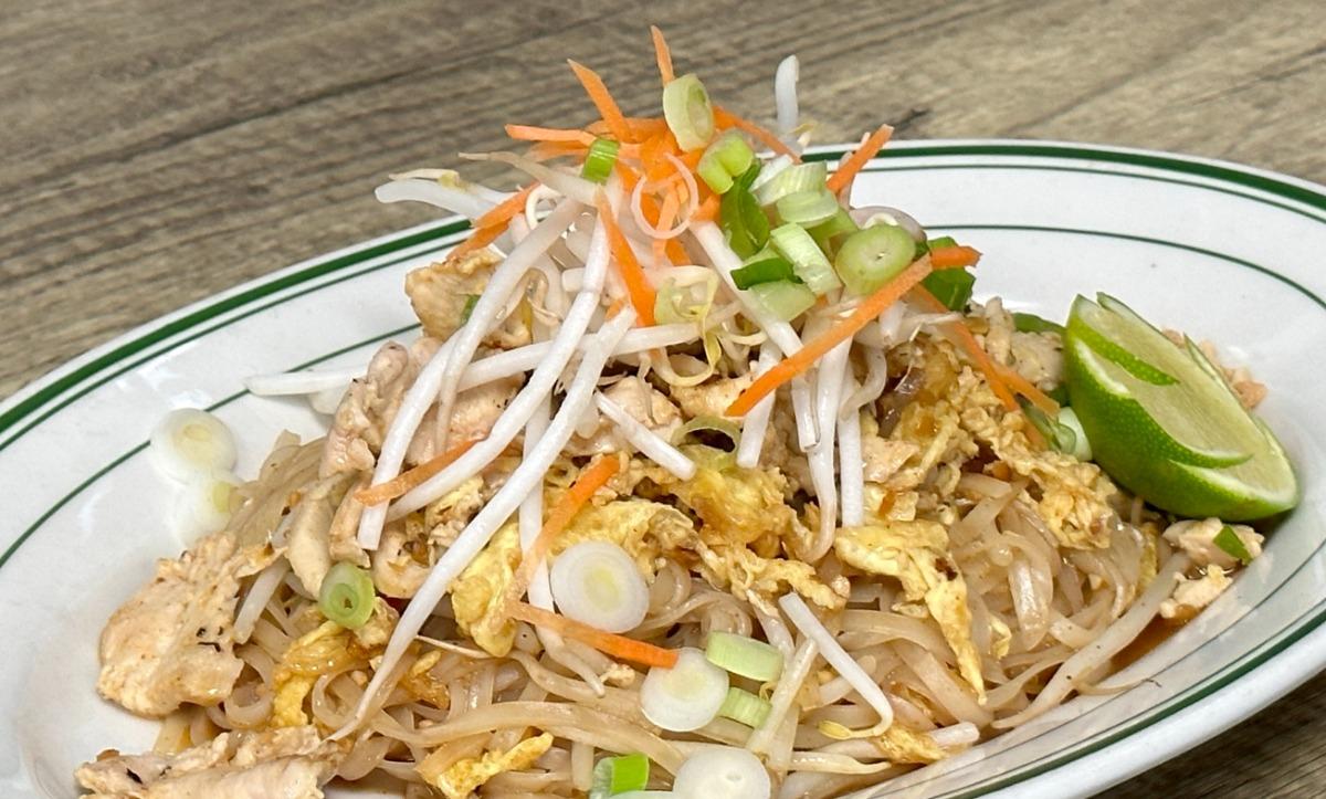 N1. Pad Thai