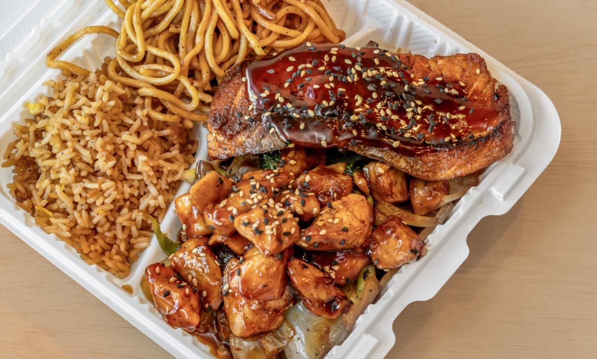 Chicken & Salmon Combo
