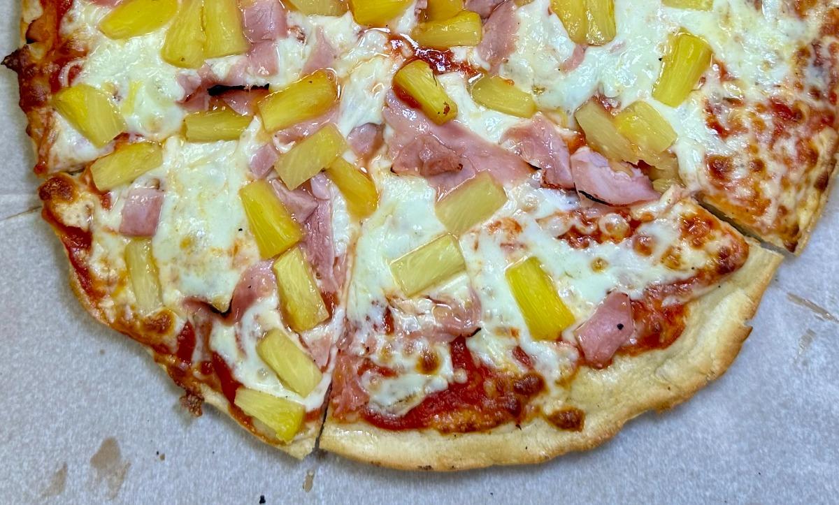 Hawaiian Pizza