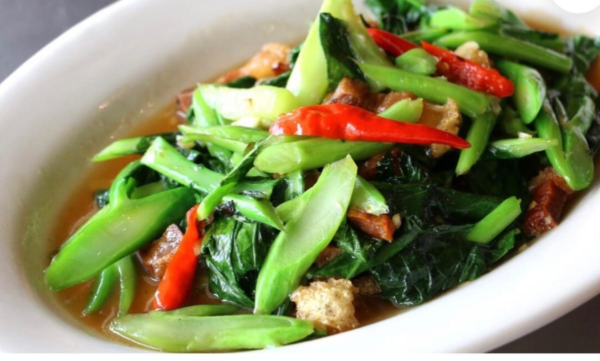Chinese Broccoli with Crispy Pork Belly