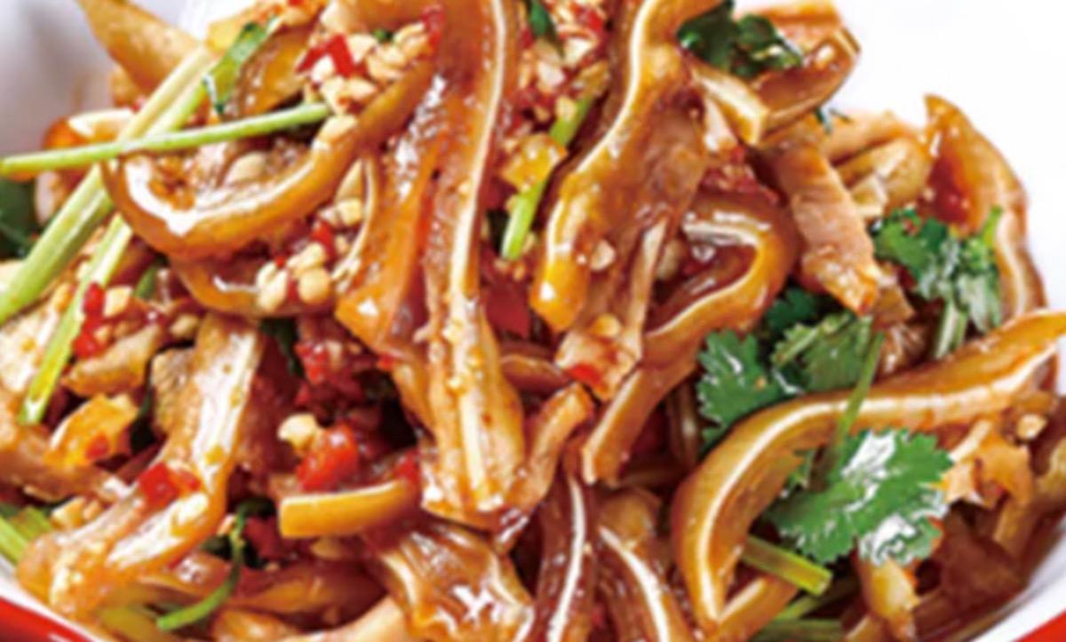 Pork Ear w. garlic Sauce