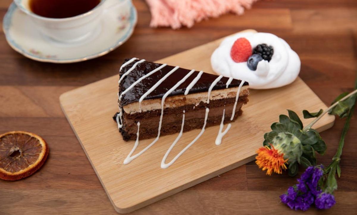 Chocolate Temptation Cake