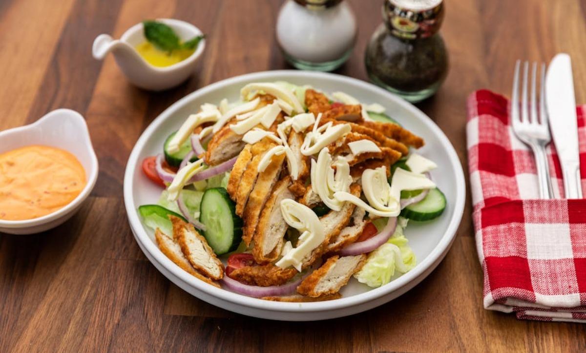 Crispy Chicken Salad