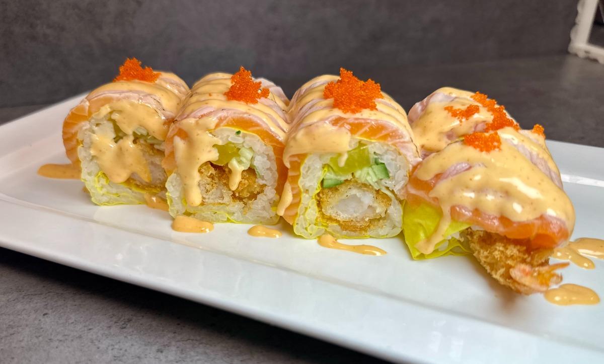 Salmon Torch Roll