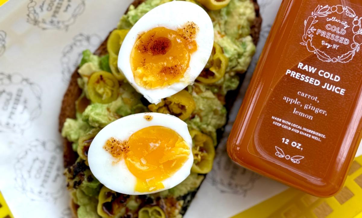 Avocado toast - SPICY