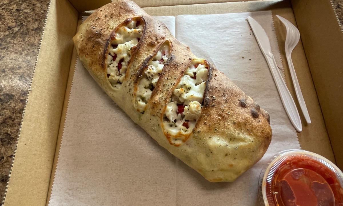 Pesto, Chicken, Broccoli & Roasted Red Peppers Bread