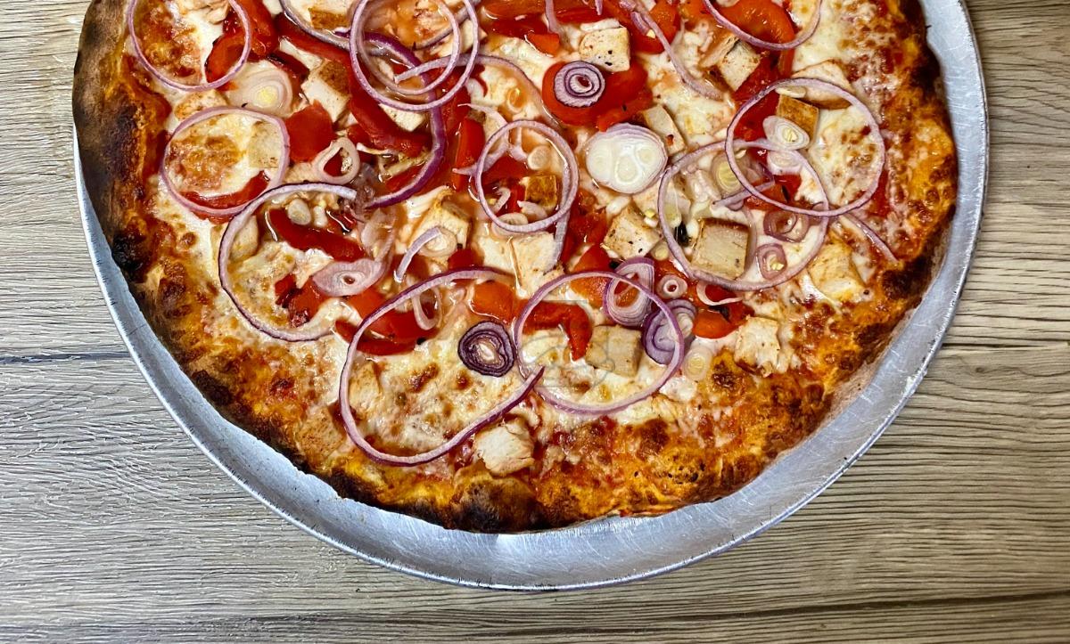 Chicken & Red Roasted Pepper Pizza (Small 12