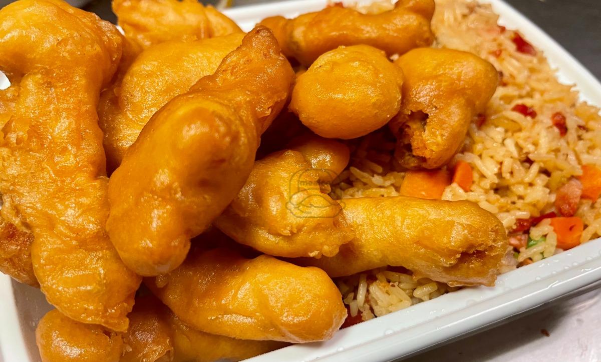 S11. Sweet and Sour Chicken Special Combination Platter