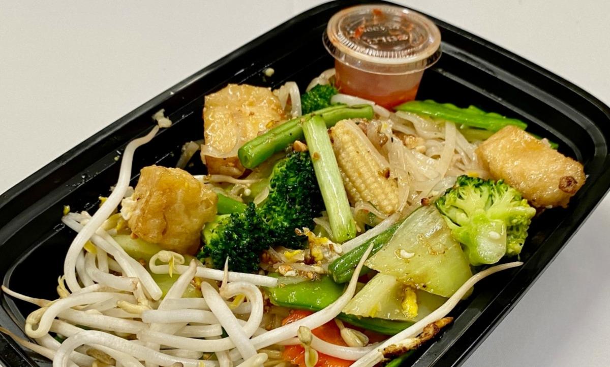Vegetable Pad Thai (Lunch)