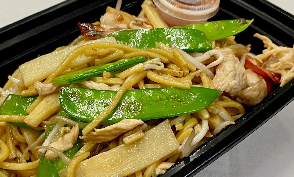Thai Lo Mein Noodle (Lunch)