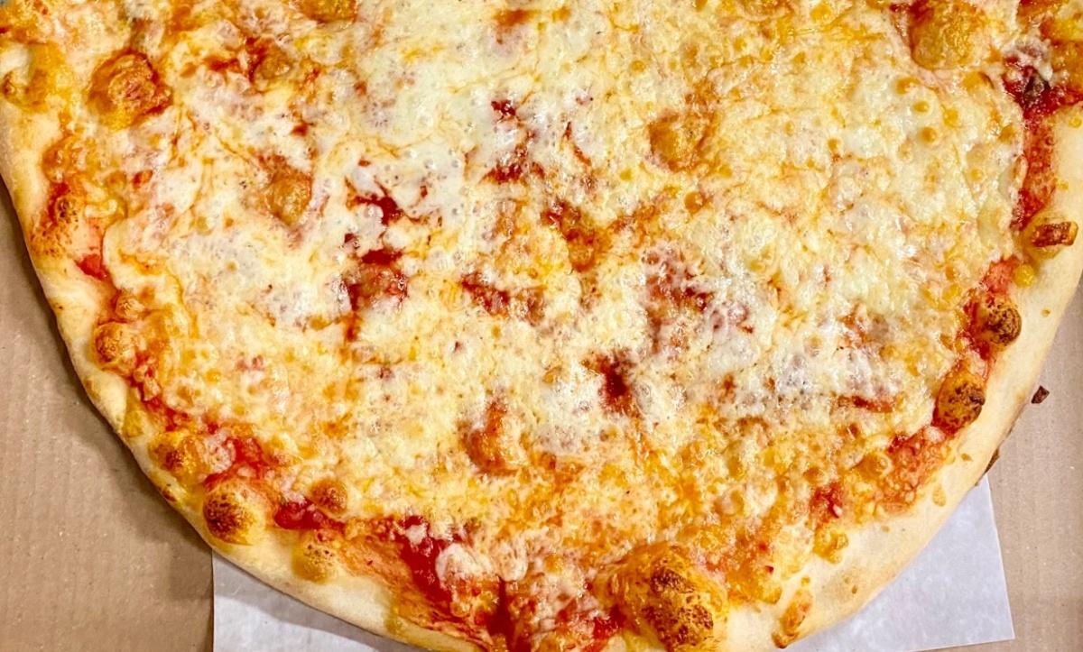 Large Cheese Pizza (8 Cut)
