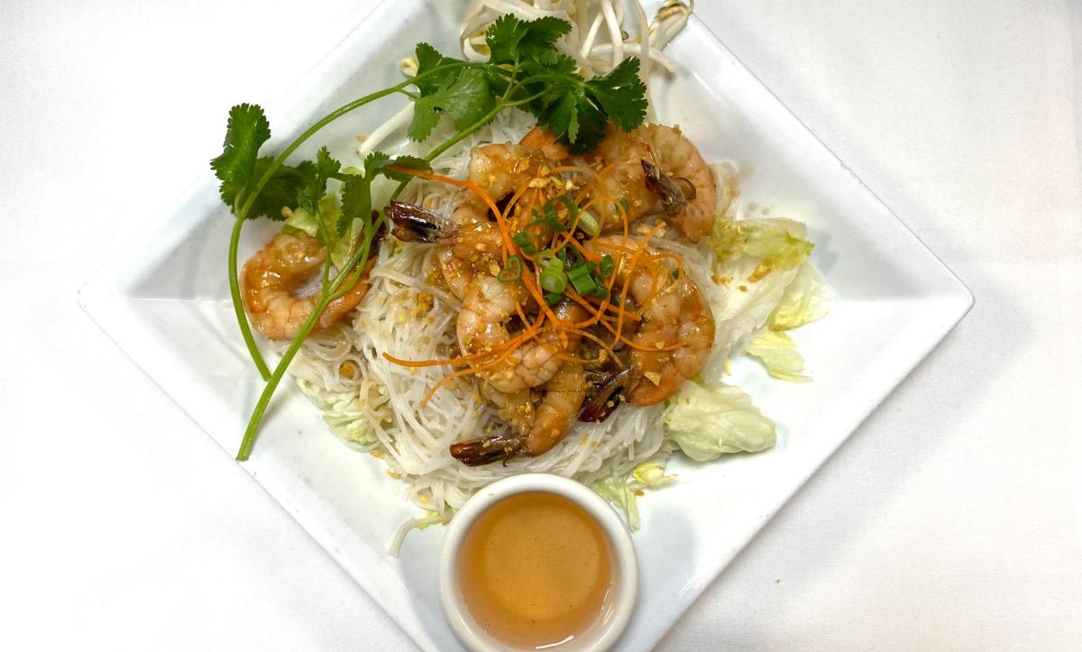 Rice Vermicelli Noodle with Garlic Shrimp
